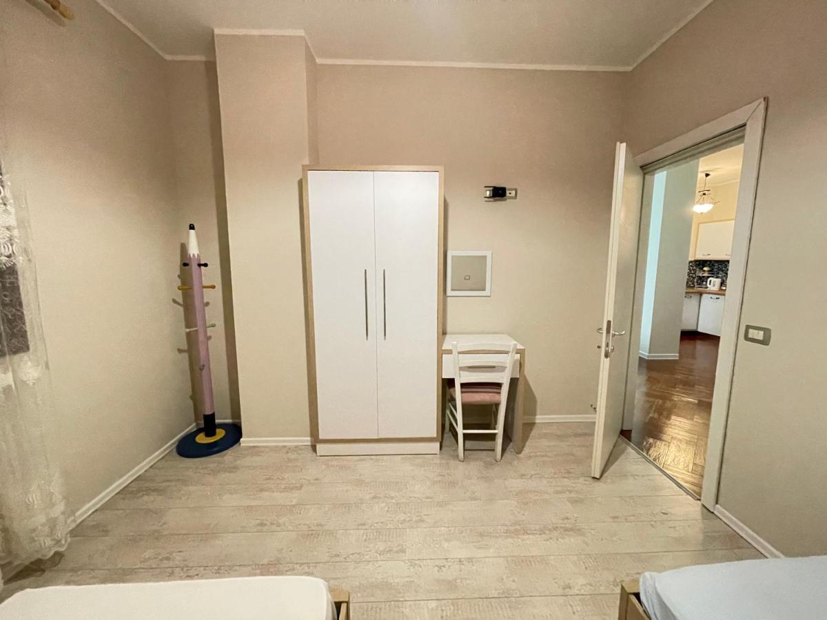 דורס Mediterranean Sea Apartment City Center מראה חיצוני תמונה